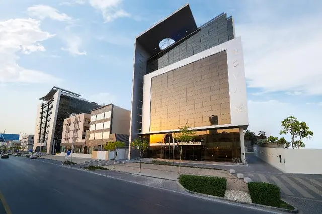 Nova M Edge By Rotana
