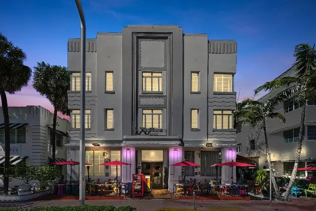 Whitelaw Hotel
