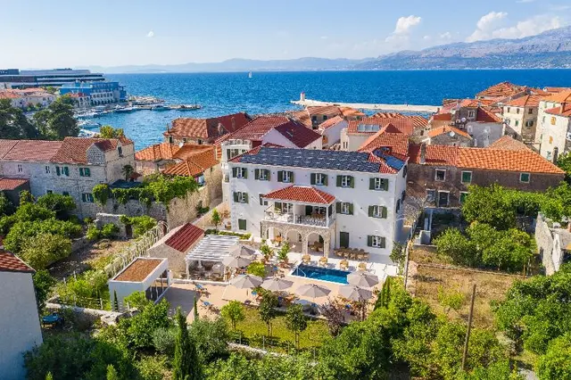 Hotel Brattia