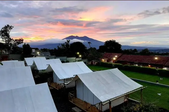 D’Royale Tapos Resort Bogor By Zuzu