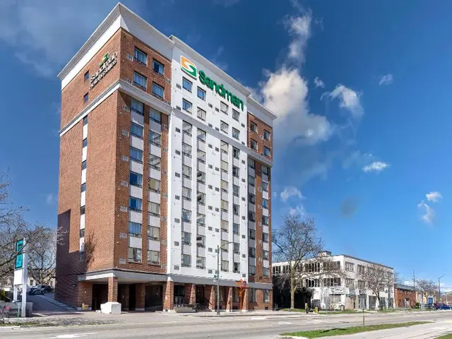 Sandman Hotel & Suites London Downtown