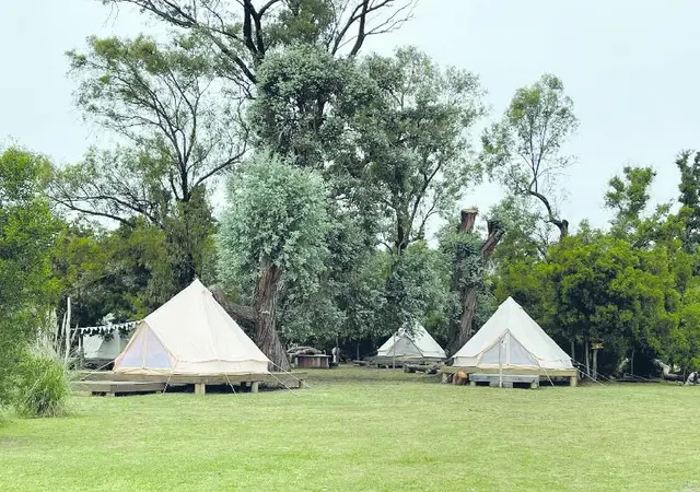 REFUGIO Natural Glamping