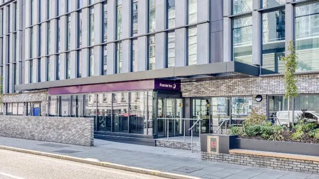 Premier Inn London Paddington - Paddington Station