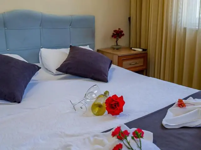 Rayana Hotel