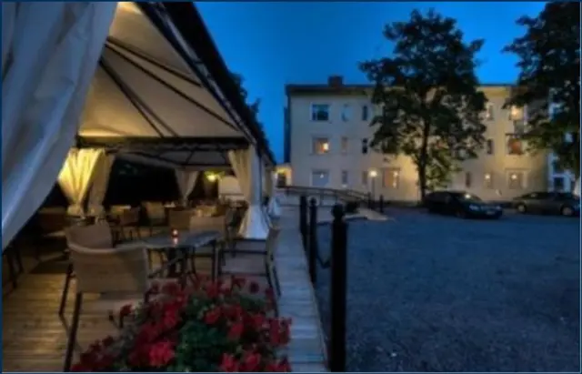Hotel Homeland