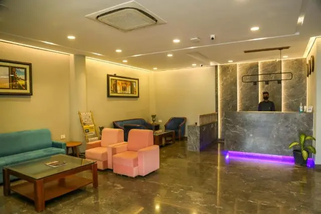 Four Leaf Hotel Sapphire Blue, Varanasi