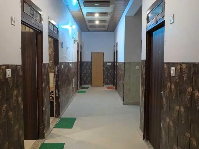 Hotel Aapno Shyam And Restaurant