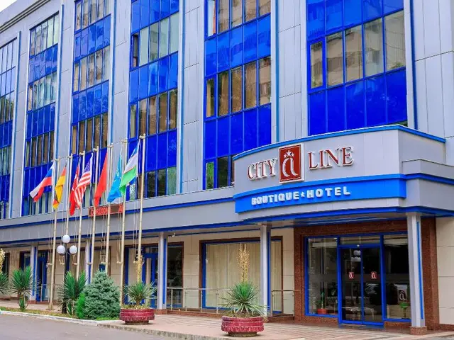 City Line Boutique Hotel