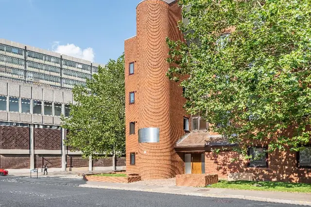 Charles Hope Apartments - Swindon