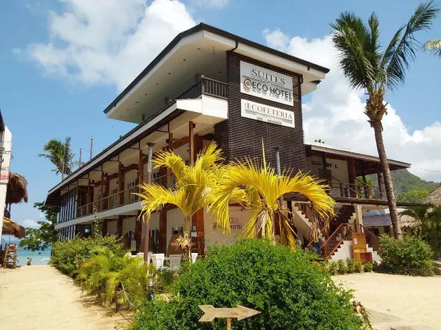 Suites By Eco Hotels