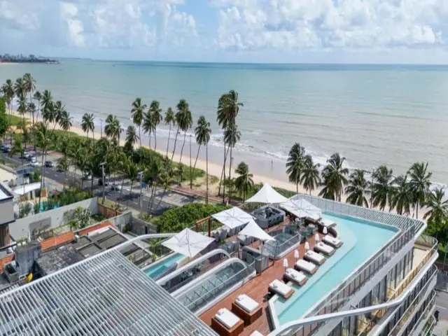 Setai Yacht Apart Hotel By Lesuites