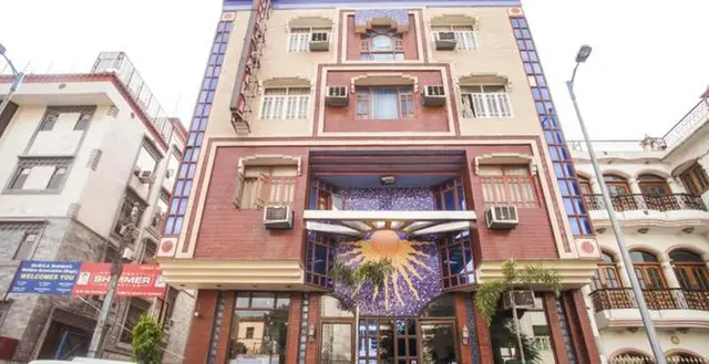 The Suncourt Hotel Yatri