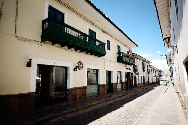 Hotel Raymi