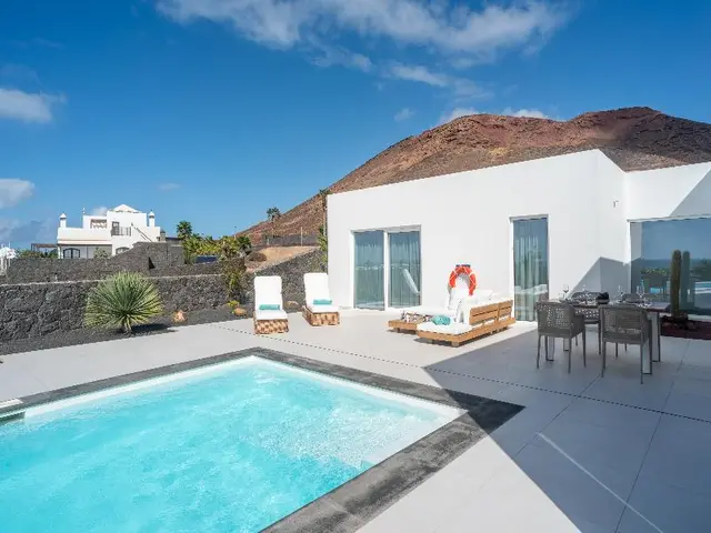 Ereza Hoopoe Villas