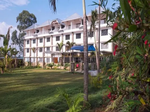 Hotel Tobriana