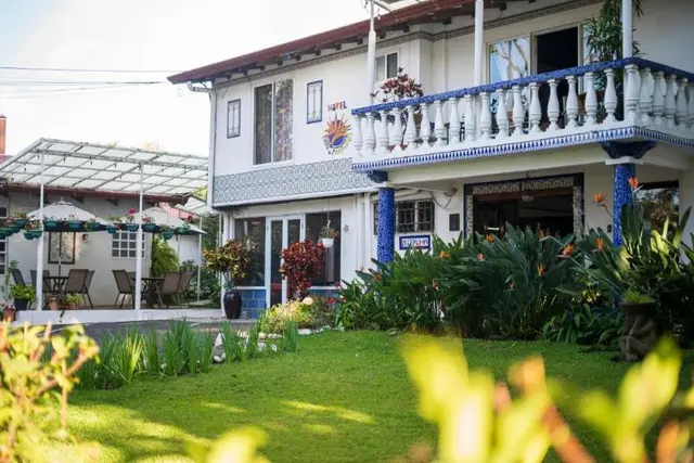 Hotel Ave Del Paraiso