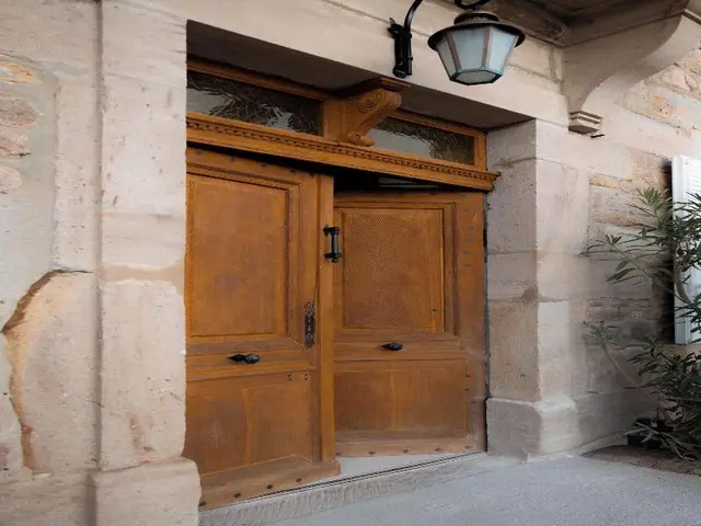 Hôtel 2m, The Originals Relais
