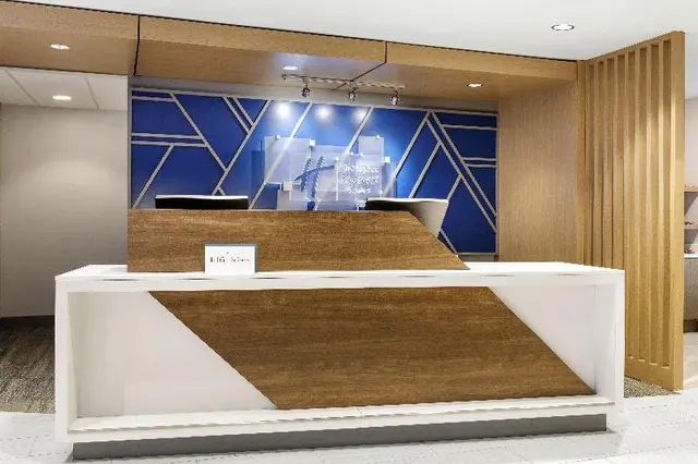 Holiday Inn Express Plainwell by IHG