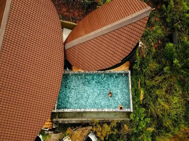 O2 Villas Ella