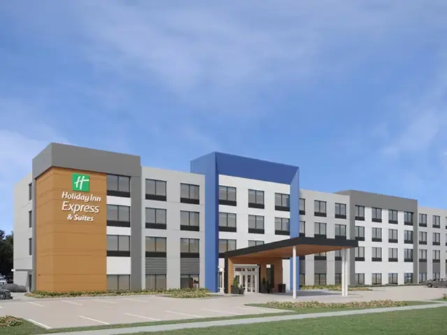 Holiday Inn Express & Suites Roseburg North
