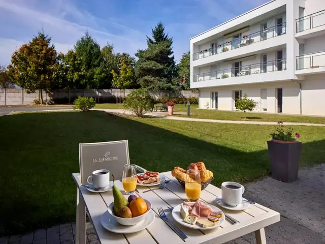 Quality Aparthotel Orleans Sud Zenith
