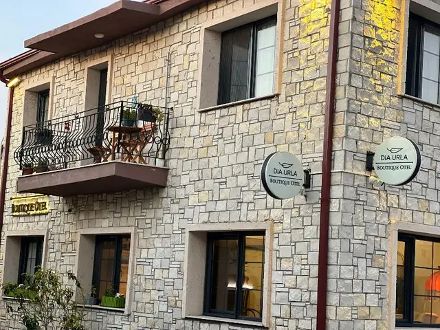 Dia Urla