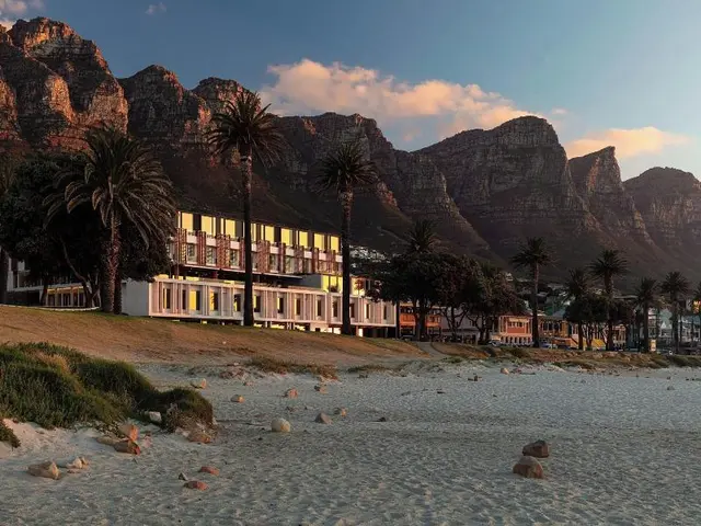 Morea House Autograph Collection