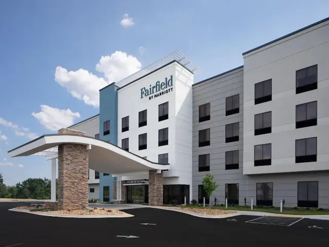 Fairfield Inn Suites Whitsett Greensboro East