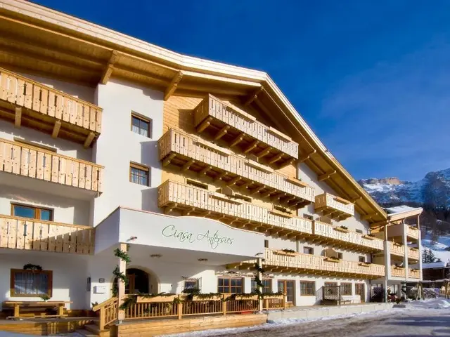 Family And Wellness Residence Ciasa Antersies