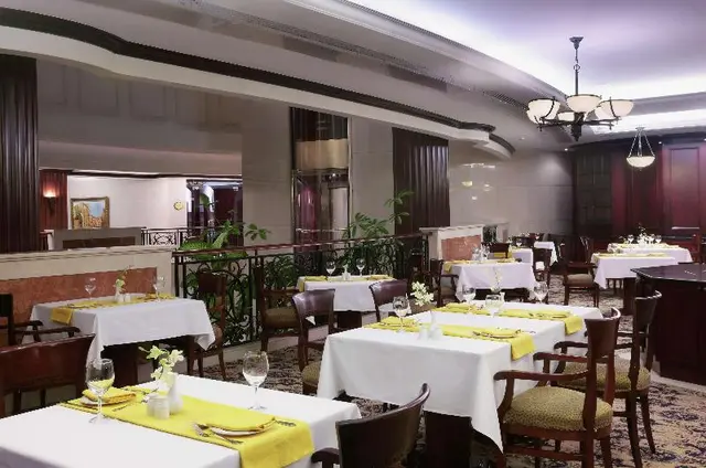 Hilton Beirut Metropolitan Palace Hotel