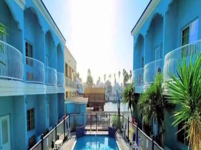 Casa Bella Hotel And Suites