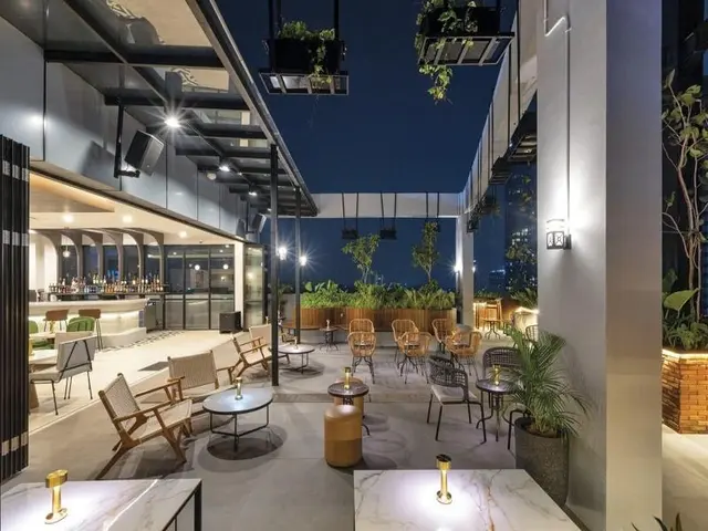 Artotel Hub Simpang Temu
