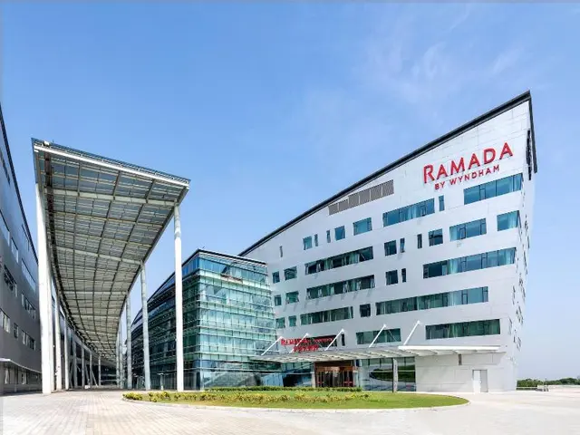Ramada By Wyndham Huzhou Wuxing