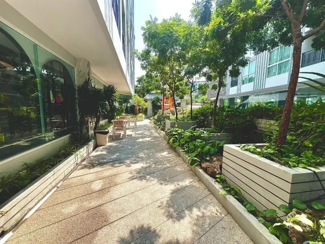 D Eco Wellness Center