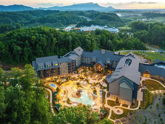 Heartsong Lodge & Resort