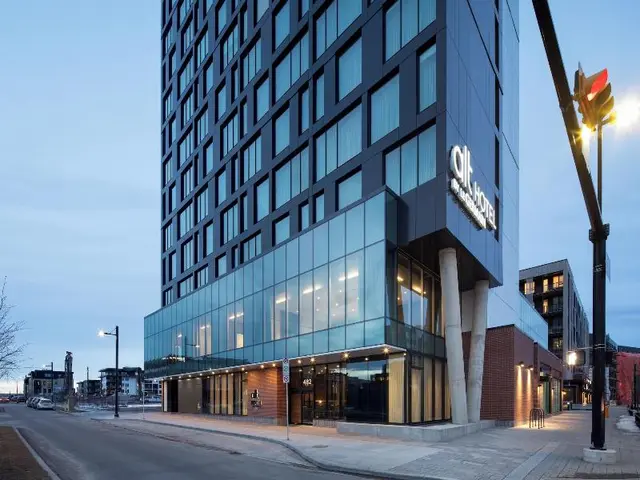 Alt Hotel Calgary University District