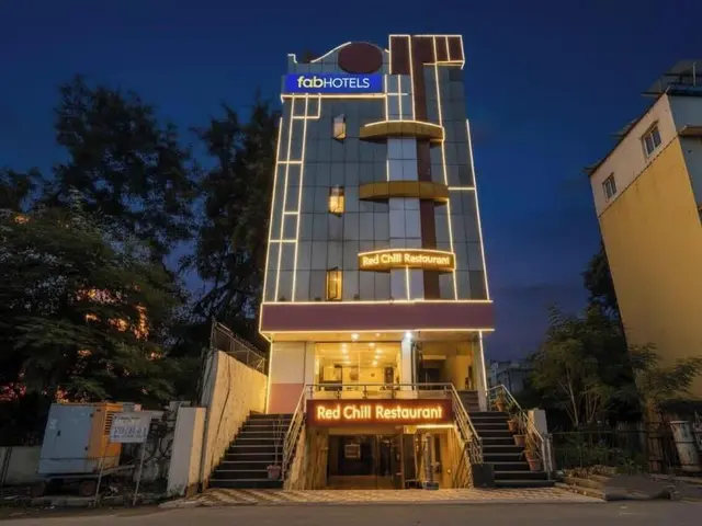 Fabhotel Shri Shyam Palace