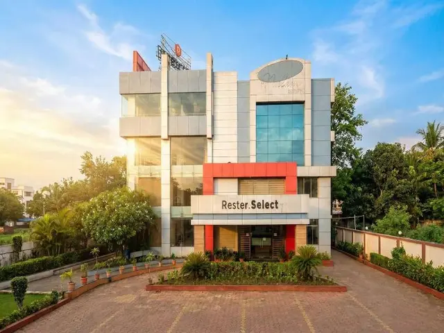Fabhotel Prime Rester Select Chakan