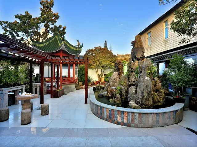 Shanghai Monegative Time Garden Hotel