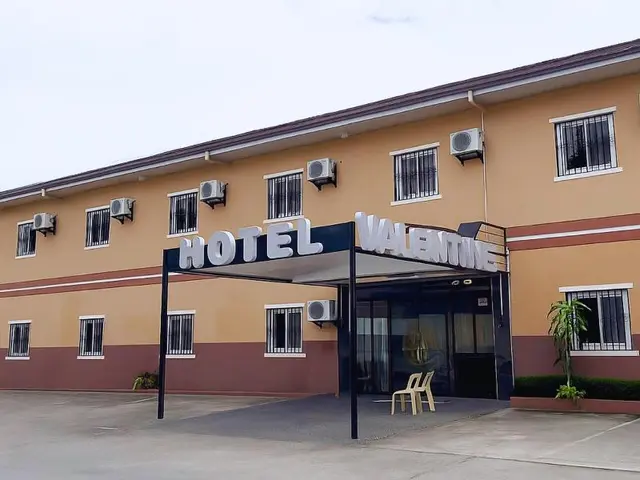 Valentine Hotel Angeles City