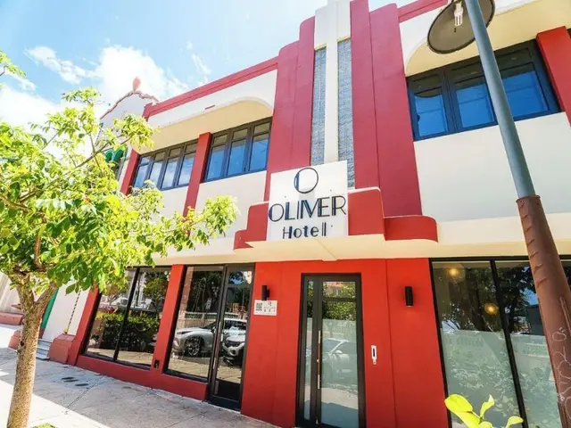 The Oliver Hotel