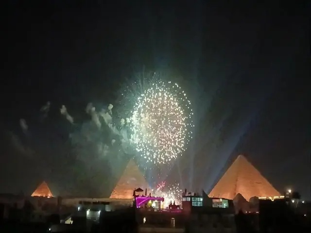 Falcon Pyramids Inn