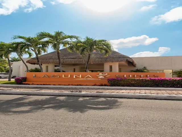 Laguna Suites By Club Sunset