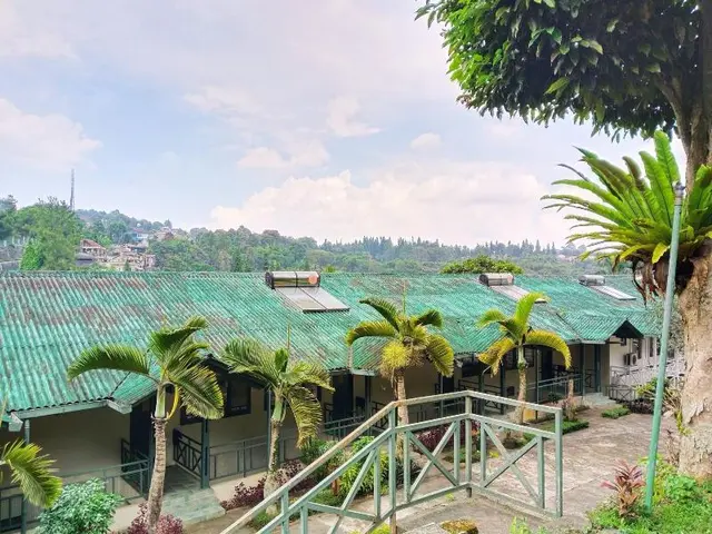 Hotel Grand Astoeti
