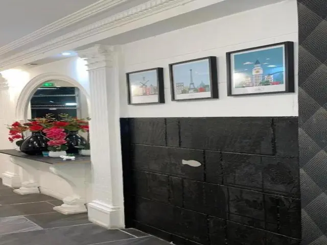 Hã´tel Le Capitol