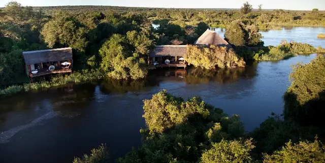 Royal Chundu River Zambezi Lodge