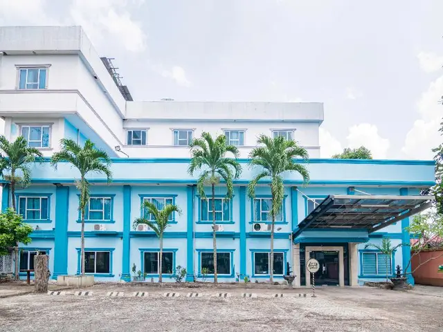 Collection O Senapelan Near Rsud Petala Bumi
