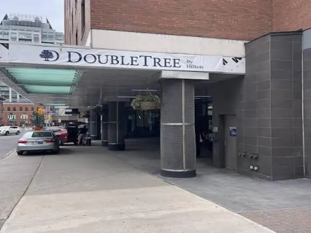 Doubletree By Hilton Ottawa Downtown