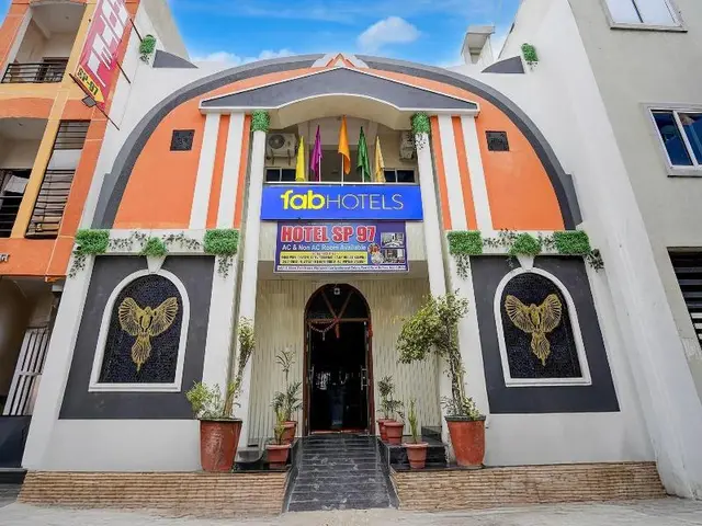 Fabhotel Sp 97