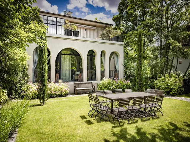 Bagatelle Gardenhouse